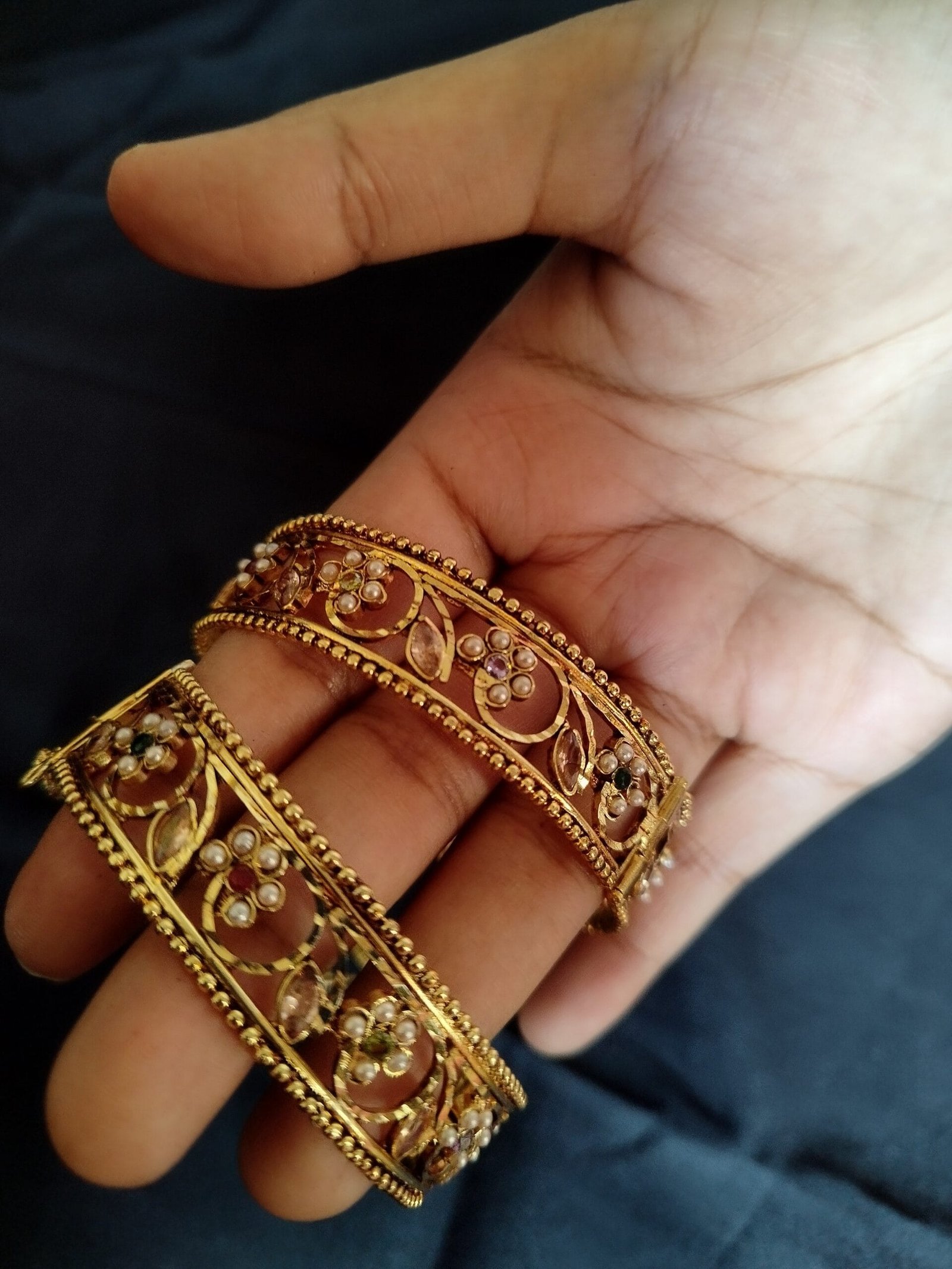 The Noor-E-Zaman Filigree Bangles