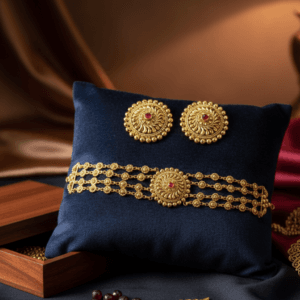 The Regal Aura: Ashni World Signature Choker Set