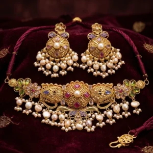 Regal Heritage Choker Set