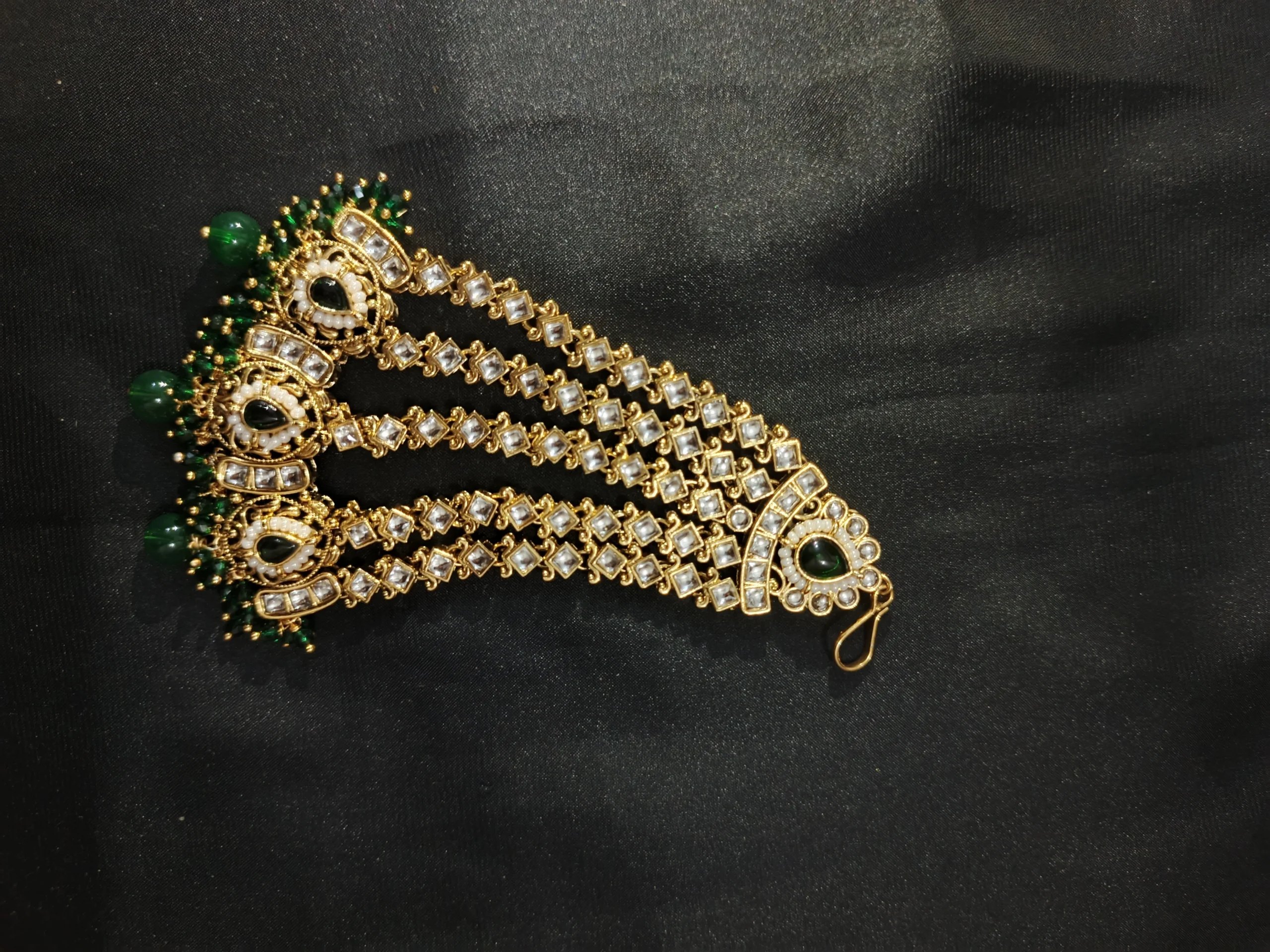 Emerald Blossom - Kundan & Green Onyx Heritage Bridal Jewelry Set