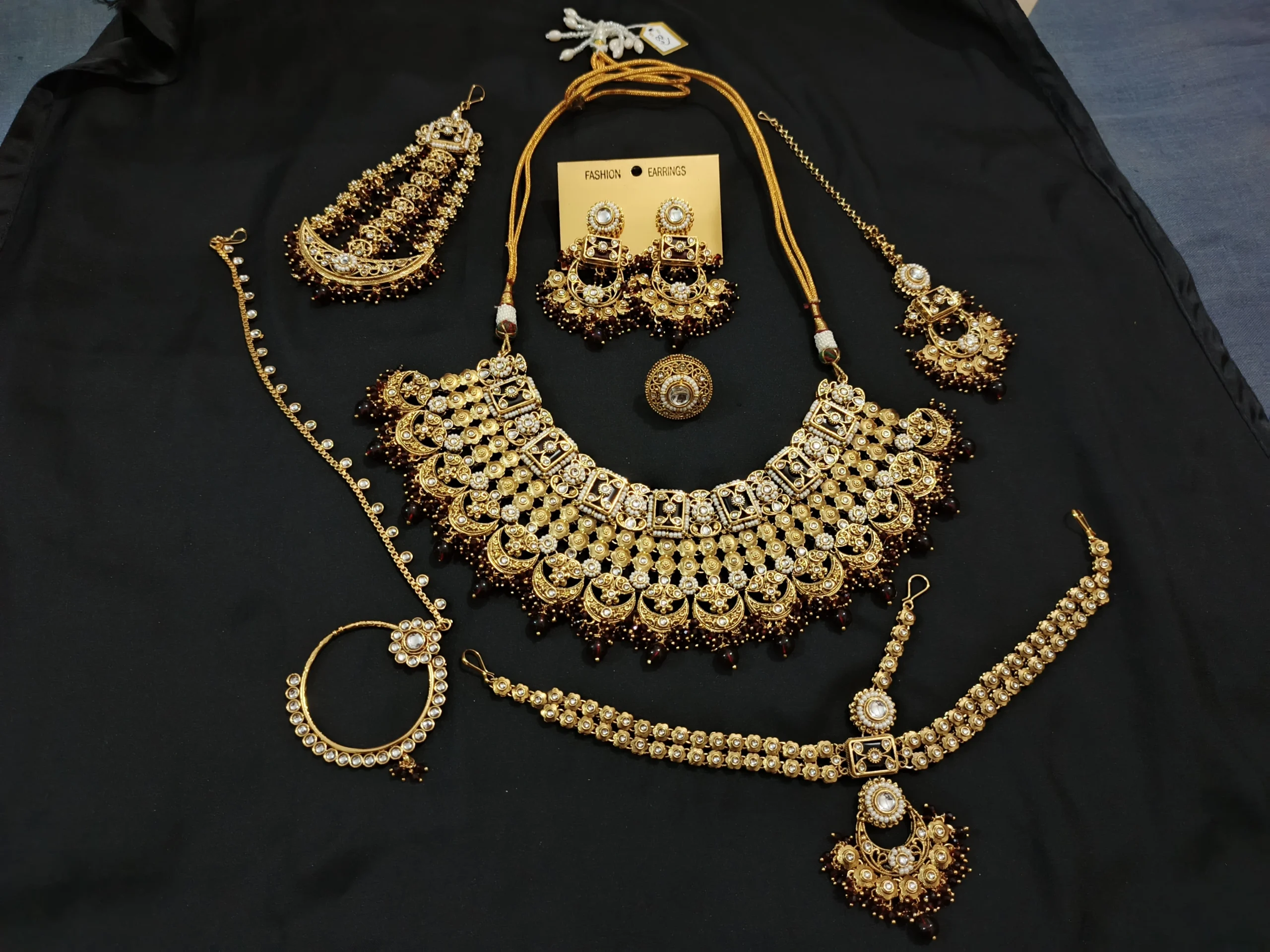 Royal Heritage Bridal Kundan & Pearl Jewelry Set