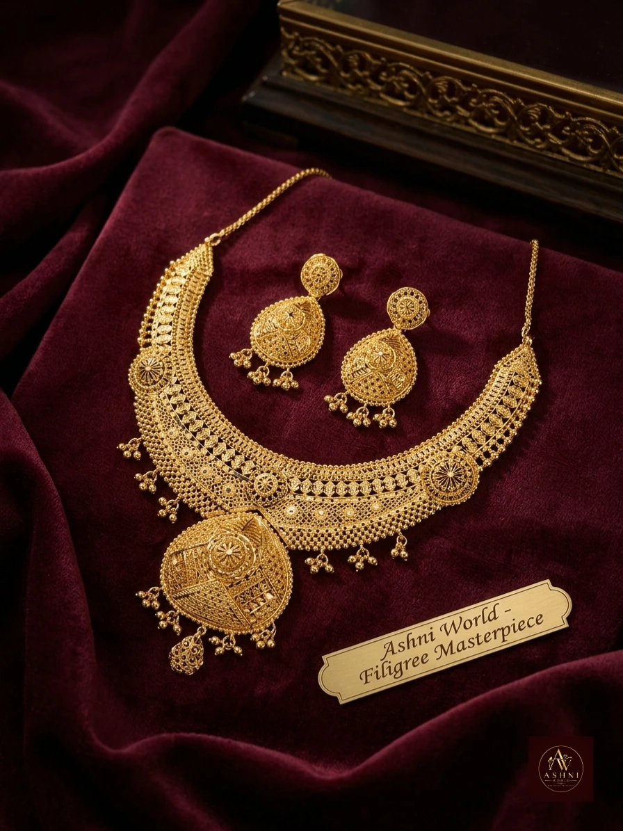 Royal Gold Filigree Necklace & Earring Set