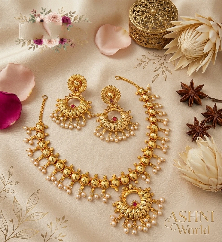 Royal Heritage Filigree Necklace & Earring Set
