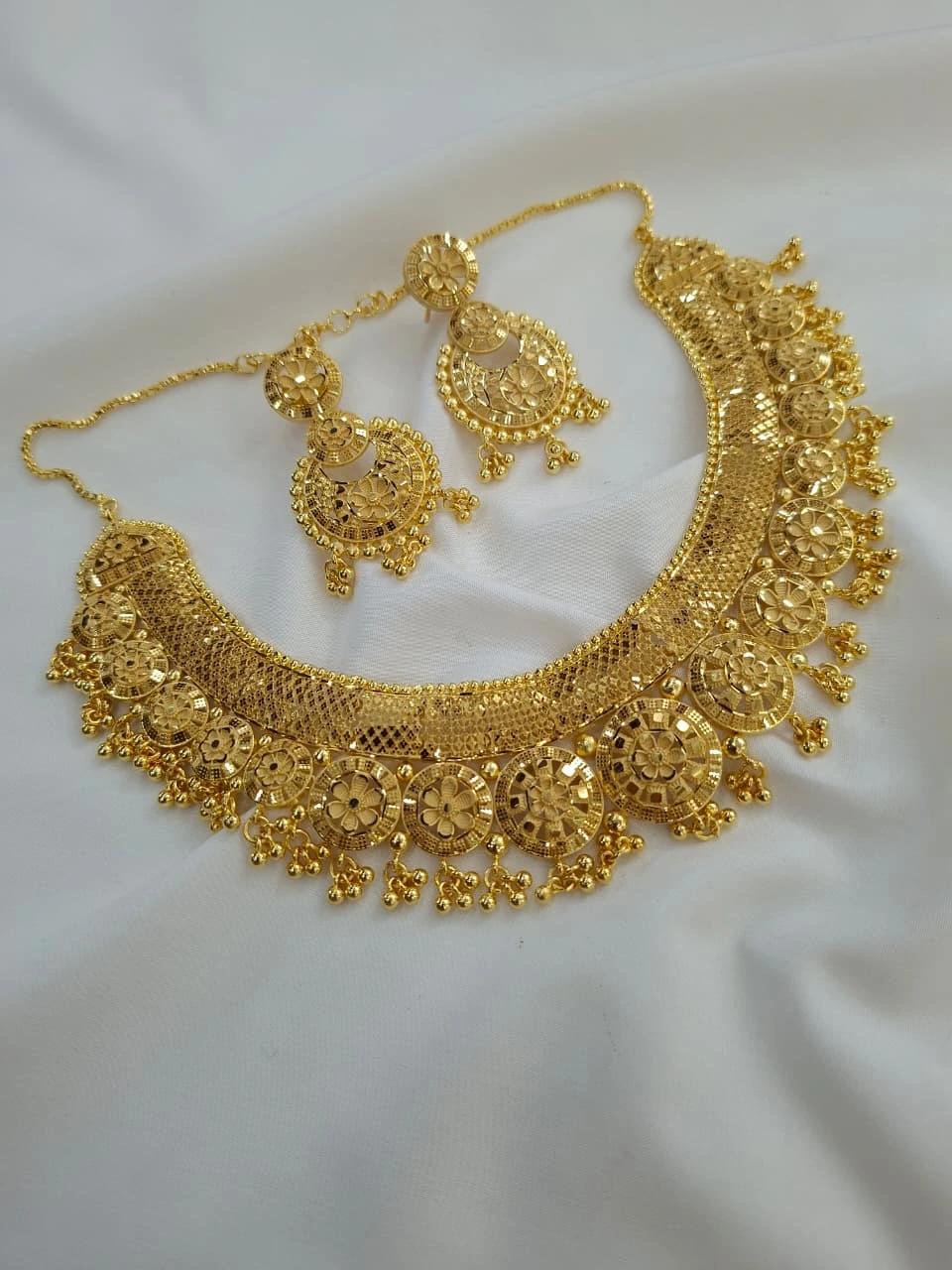 Royal Filigree Gold Necklace Set