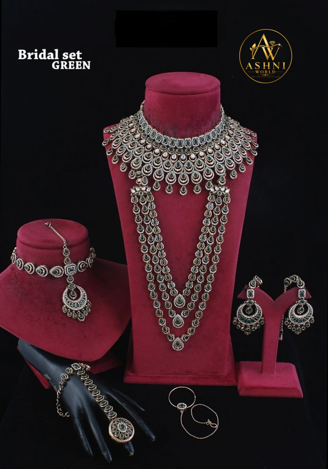 Green Emerald Royale Bridal Jewellery Set